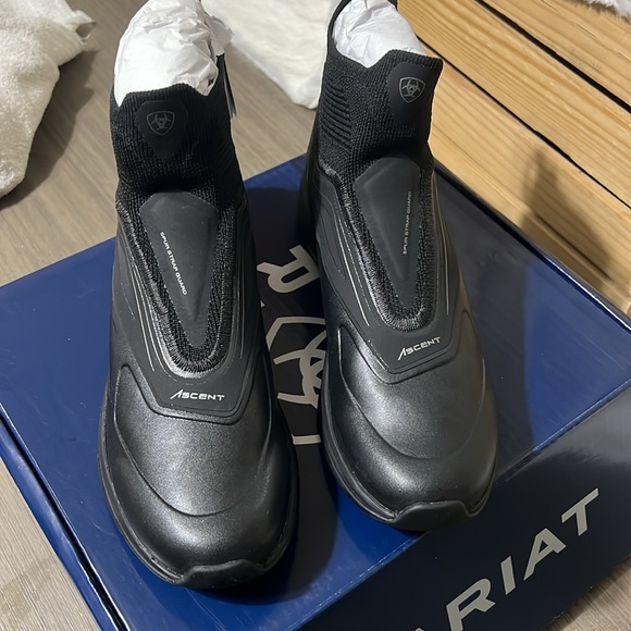 New Ariat Ascent Boot - Picture 3 of 6